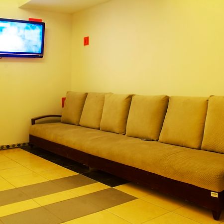 New Priok Indah Syariah Hotel Jakarta Buitenkant foto